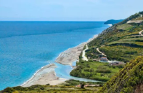 4 Bedrooms - Sleeps 10 - Pets - Pool - HotTub