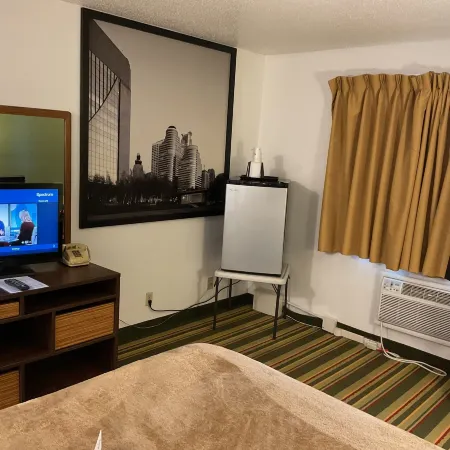 Budget Host Inn