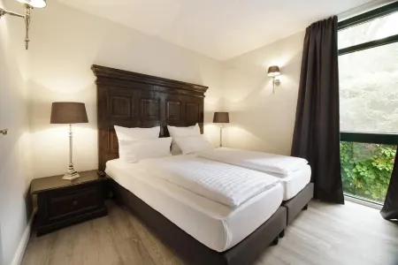 Höhen Hotel Viersen Отели в г. Неттеталь