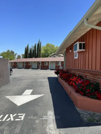 Studio Inn Livermore Отели рядом с достопримечательностью «Дарси Кент Вайнярдс»