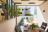 Villa Amelia I Free 9 Seater Mini Van & Pool