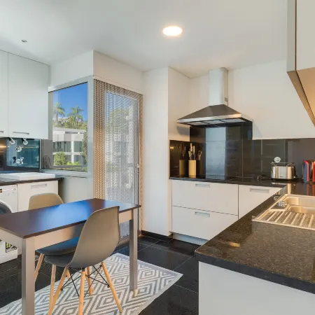 Vista Savoy Apartment