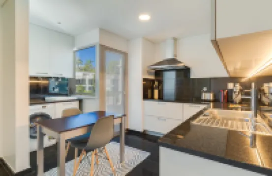 Vista Savoy Apartment