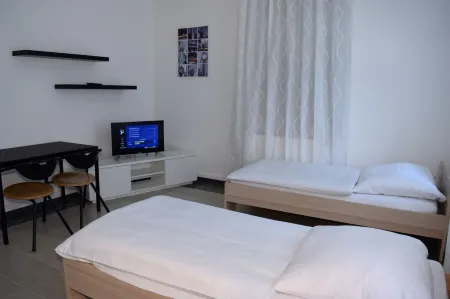 AB Apartment Objekt 54 Отели в г. Остфильдерн