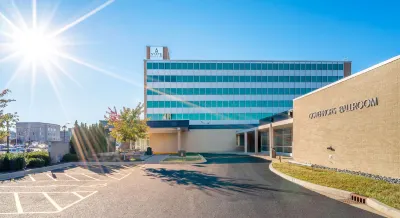 State House Inn Hotels near Bank of Springfield Center