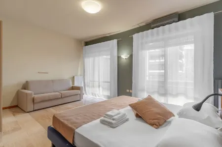 Casa da Suite Fraschini Отели рядом с достопримечательностью «Сан Винченцо ин Прато»