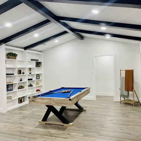 The Olive Retreat - Minutes from SHSU - STATE PARK & MORE