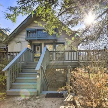 Sky Valley's Coziest Condo w/ Views - Dog Friendly!