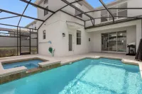 Northeast Facing Screened Pool and Outdoor Patio - Gorgeous Family Haven Hoteles en Condado de Osceola