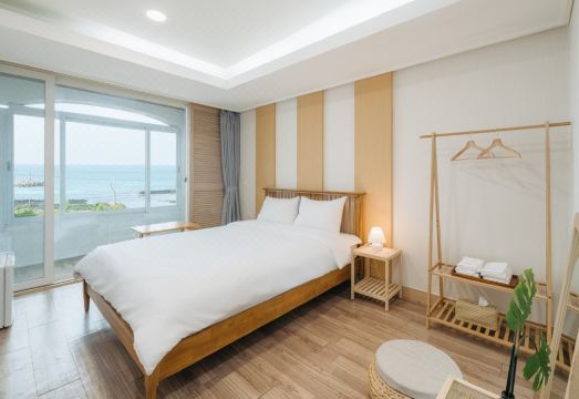 꼬뜨도르 호텔 정원