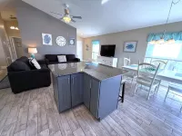 Stunning Retreat - Private Resort Home - Pool, WiFi, Patio