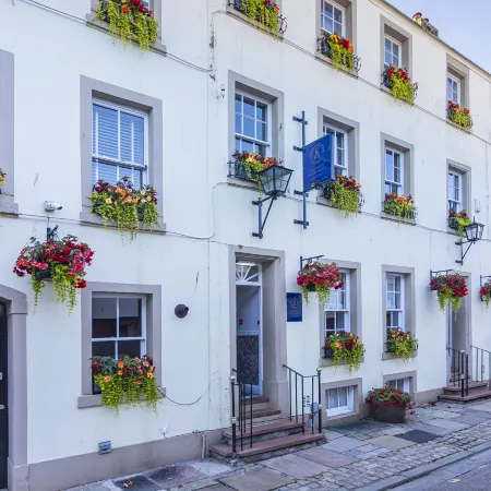 Georgian House Hotel