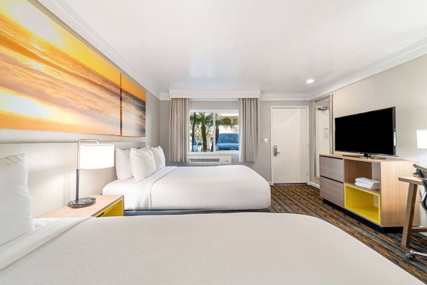 Days Inn by Wyndham San Diego Hotel Circle