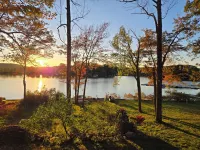 Charming 2-bedroom cabin with a stunning view - 4성급