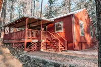 Gorgeous Mountain Views and Hot Tub - Inviting Cozy Cabin Retreat Hotels in Ruidoso