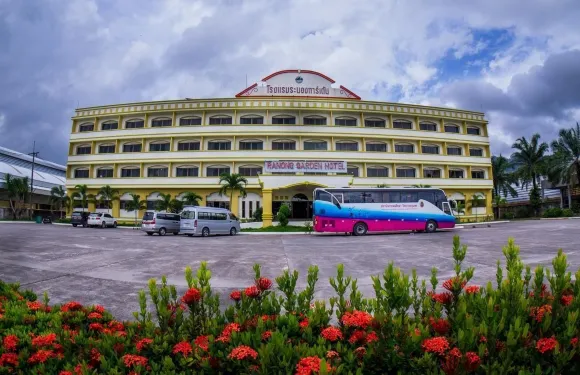 拉廊府花園酒店