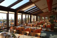 Hotel Restaurant Schweigener Hof Hotels in Schweigen-Rechtenbach