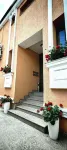 Bucur 9 Hotels in Sector 4