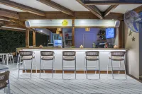 Mirablue Luxury Residences - Baarit