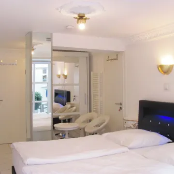 Apartment Storchenfärbe Hotels near Memmingen Train Station