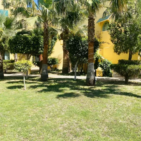 Suites Hôtel les Charmilles & Spa