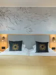 Boutique Hotel Sonne Küsnacht - Zurich فنادق في Adliswil