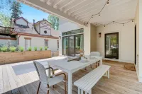 Old Town Oasis - Spacious Artisan Home in Old Town
