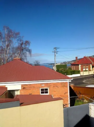 Waterloo Cottage Hotels in Battery Point