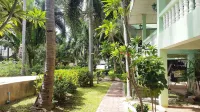 Rattana Guesthouse & Bungalow - Pensions