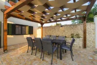 Villa Ivo ZadarVillas
