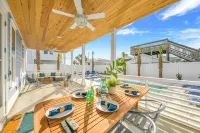 Joyful Sound by Avantstay Walk to the Beach