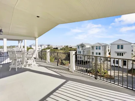 Pompano Palace - 4 Br Home by RedAwning Отели в г. Inlet Beach