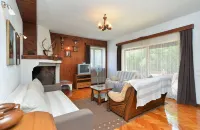 Apartment 1950