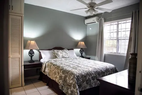 Kingston Town Suite - Apartments