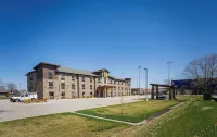 My Place Hotel-Green Bay, WI - موقف سيارات