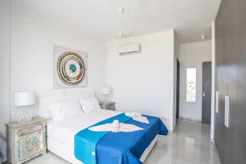 Villa Prol26, Stunning 3Bdr Protaras Villa with Pool, Close to Fig Tree Bay