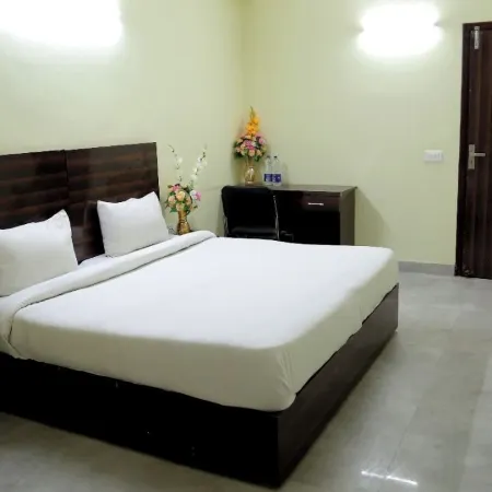 Hotel Livinn by F9