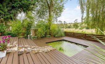 4-Bed House in Wetherby Sleeps 8 Near York