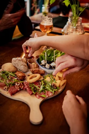 Long John's Pub & Hotel Отели в г. Амерсфорт