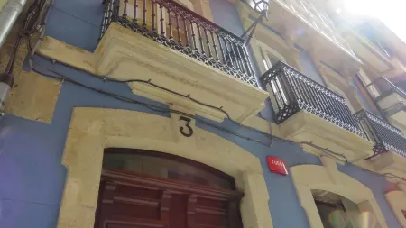 Apartamentos Armanya 3 Отели в г. Луго