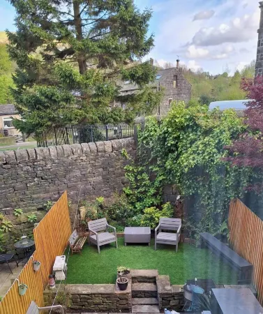 The Toothless Mog Отели в г. Тодморден