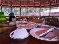 Sabbat Plage Hotels in Моаме
