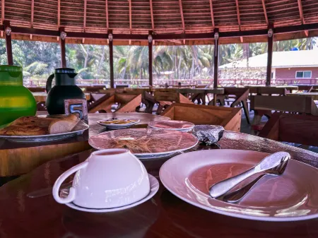 Sabbat Plage Отели в г. Моаме