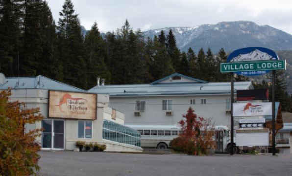 Golden Village Lodge