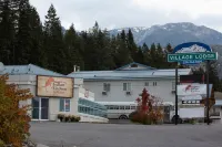 Golden Village Lodge Hotels in Golden