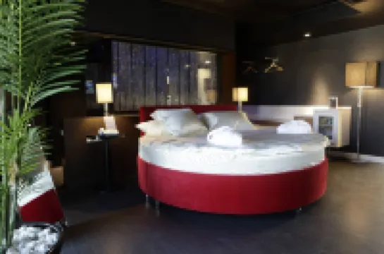 No 19 Boutique Hotel