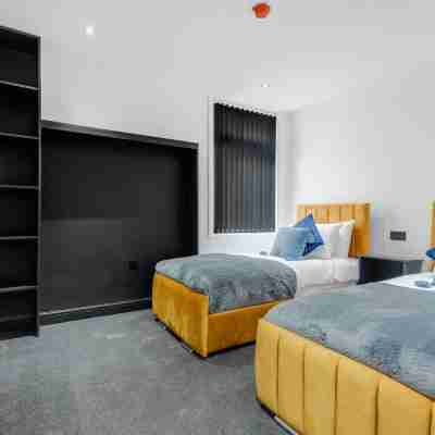 Winter Garden Apartments by Sasco Rooms
