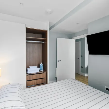 Luxury Apartment in Chelmsford Bond Street with Sky TV, Movies & Netflix