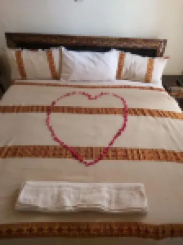 เซอร์เคิล เกสต์เฮาส์ โรงแรมใน