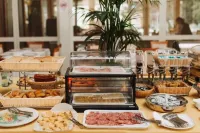 Grand Hotel Excelsior - Desayuno